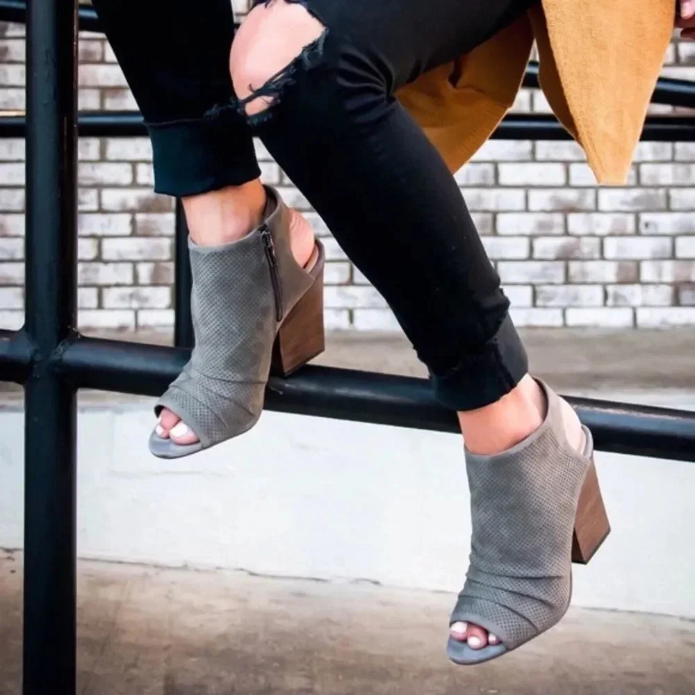 Vince Camuto Kentvi Suede Peep Toe Sandals